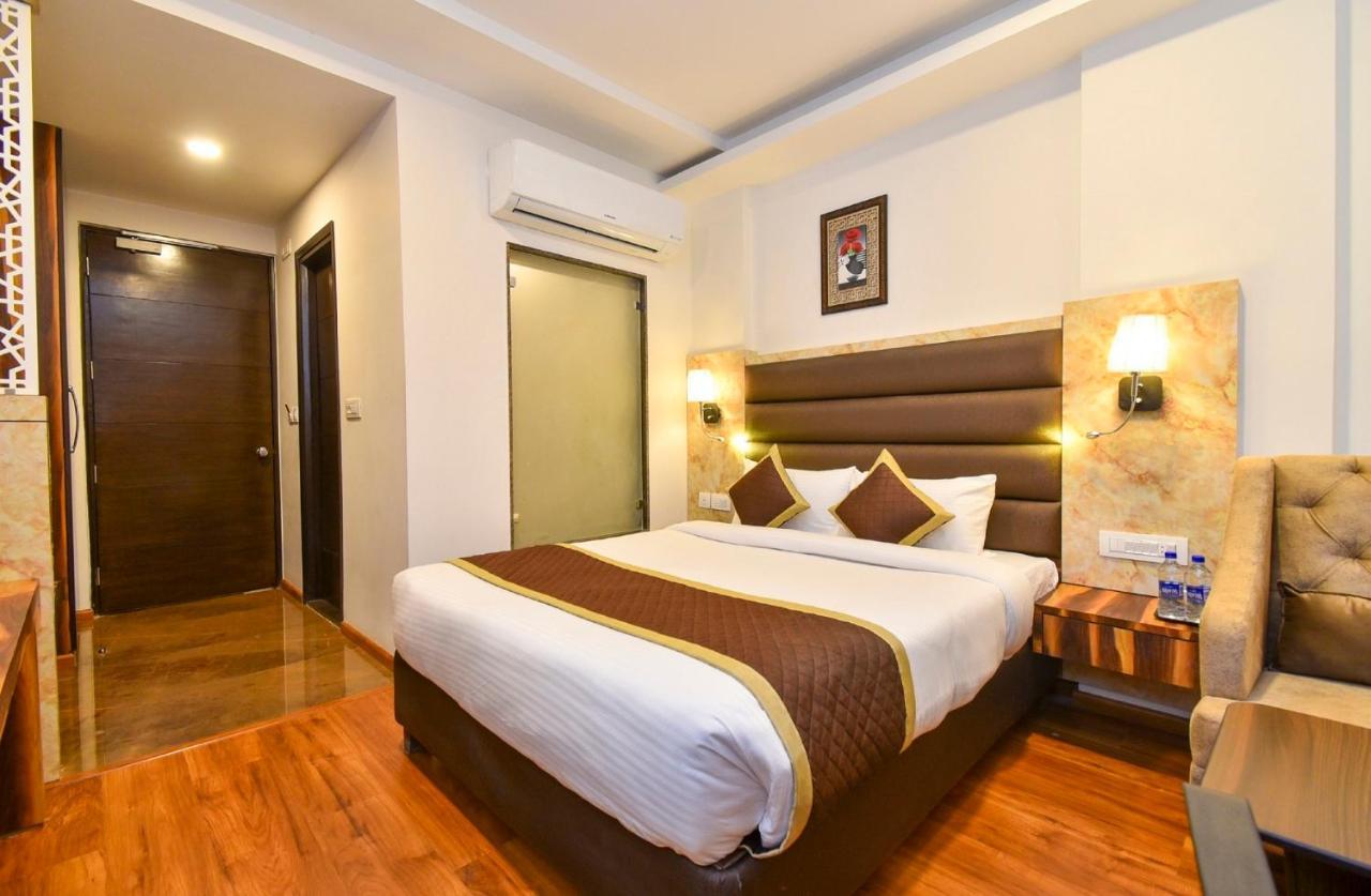 Hotel Suncity Plaza Jaipur Habitación foto